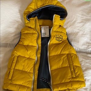 NWT H&M yellow and dark blue lined puffy vest